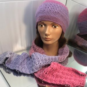 Beanie and scarf set hand crochet new item very soft yarn